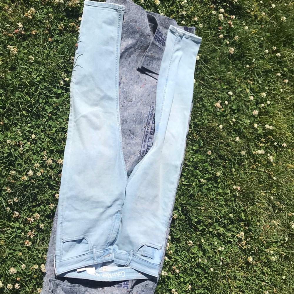 CALVIN KLEIN JEANS